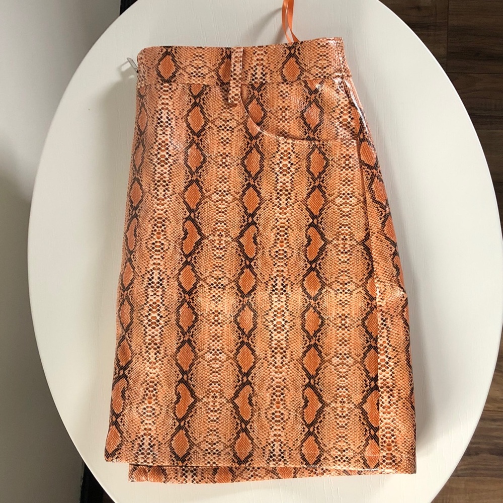 . OOTDFASH Orange Faux Leather Snakeskin Zip Up High Waist Mini Skirt - Picture 12 of 16